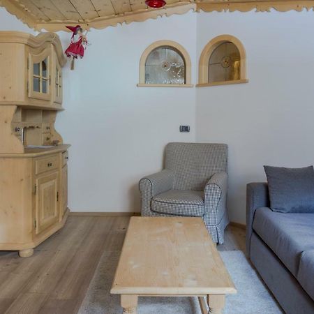 Lovely House In The Dolomites Apartment Mazzin Exterior photo